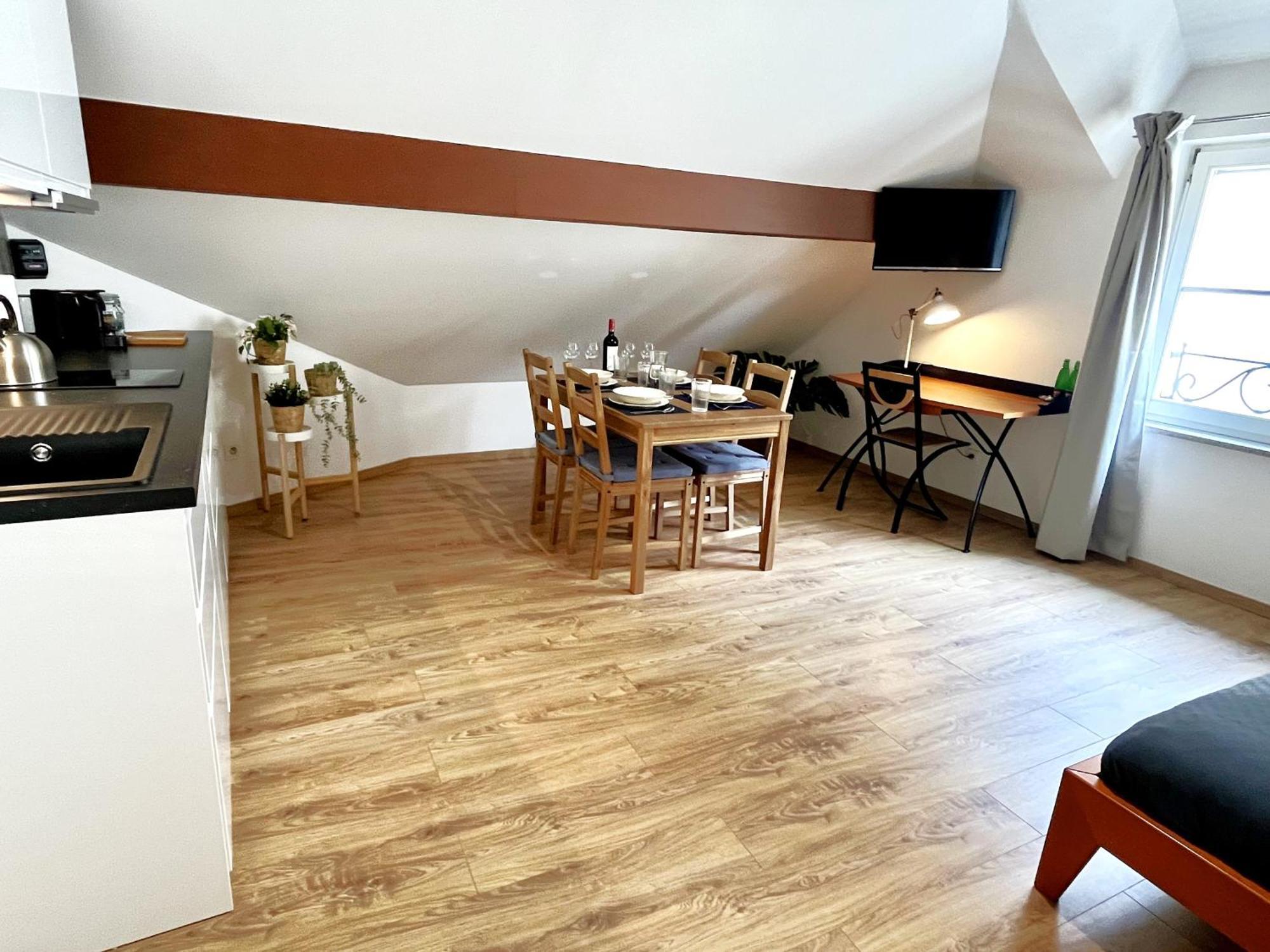 Apartmany Dlouha Tábor Exteriör bild